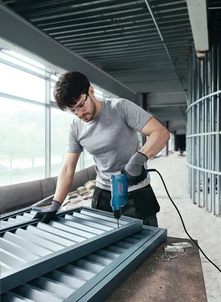 BOSCH GBM 400 Professional Corded Drill Machine 420W Rated Power Input 10mm Keyed Chuck Chuck Capacity 1-10 mm Forward & Reverse Rotation Electric Drill for Wood, Metal & Plastic
