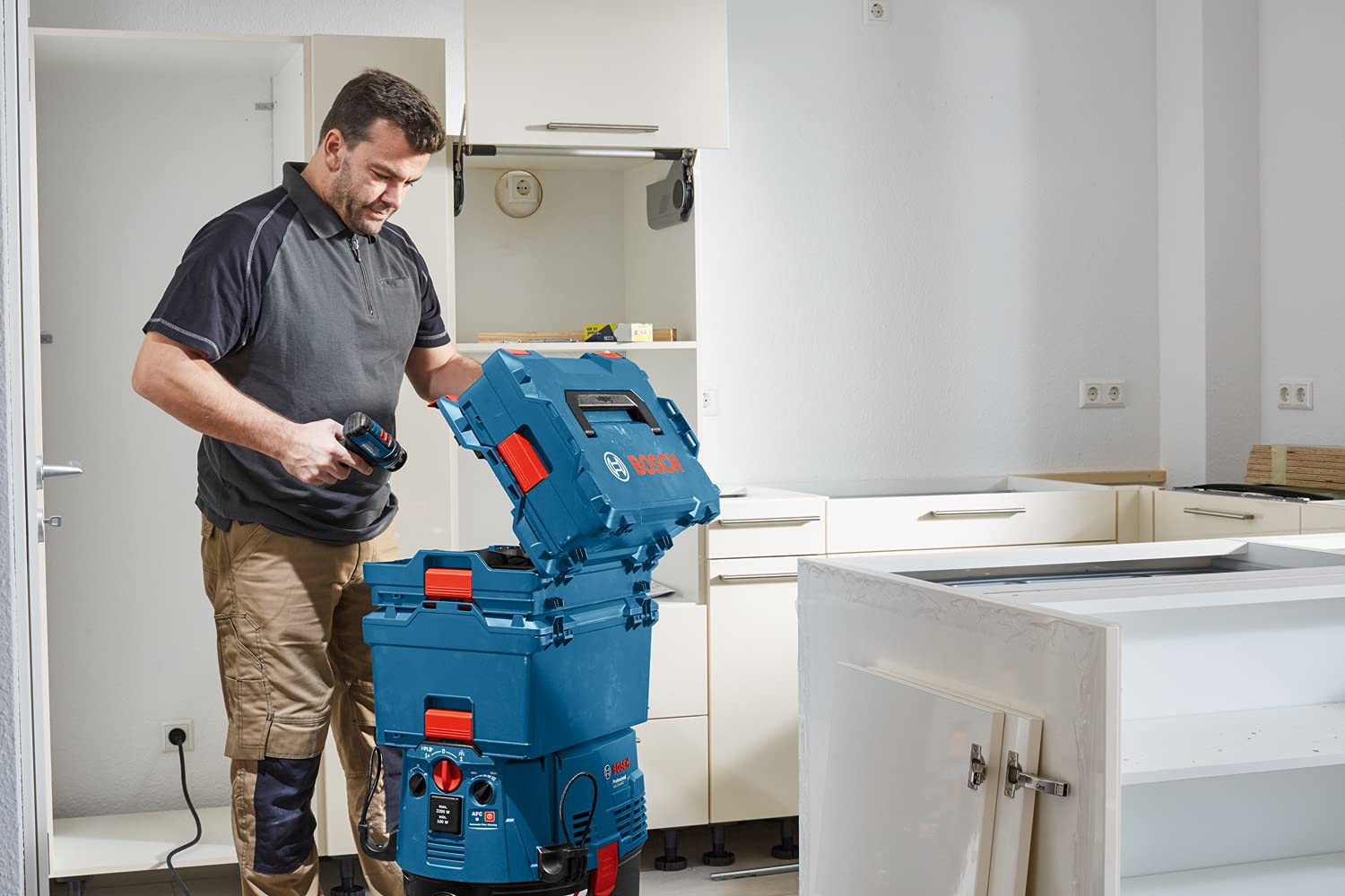 BOSCH L-BOXX 238 Professional Carrying Case System, Easy Click Mechanism, Robust ABS Design, 442x357x253mm Dimensions, Full Compatibility, Bosch Mobility System, 6 Months Warranty