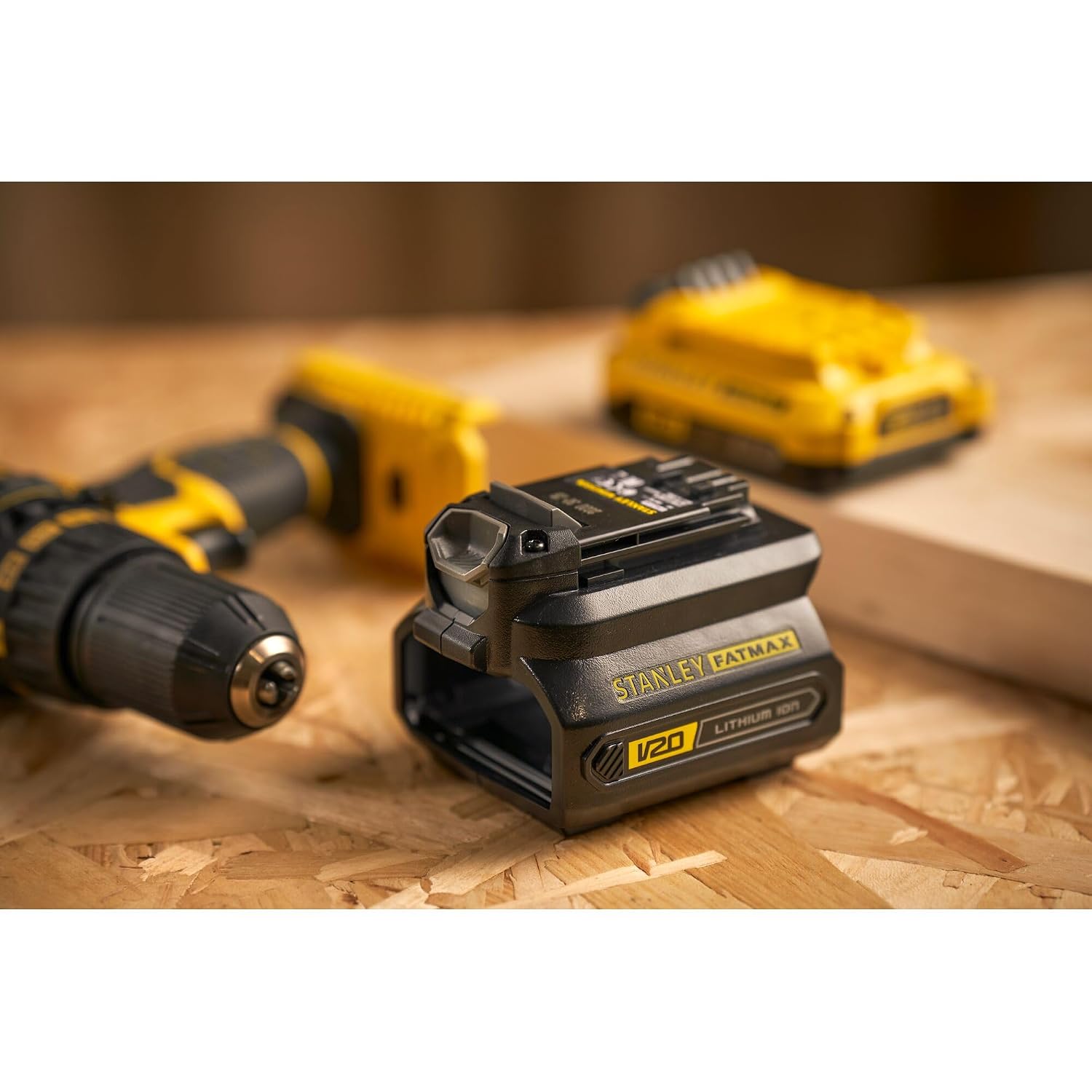 STANLEY FATMAX SBA100-B1 20V MAX Lithium-Ion Battery Adaptor, Heavy Duty Power Tool Converter Interface Compatible with 1.5Ah & 2.0Ah V20 Batteries