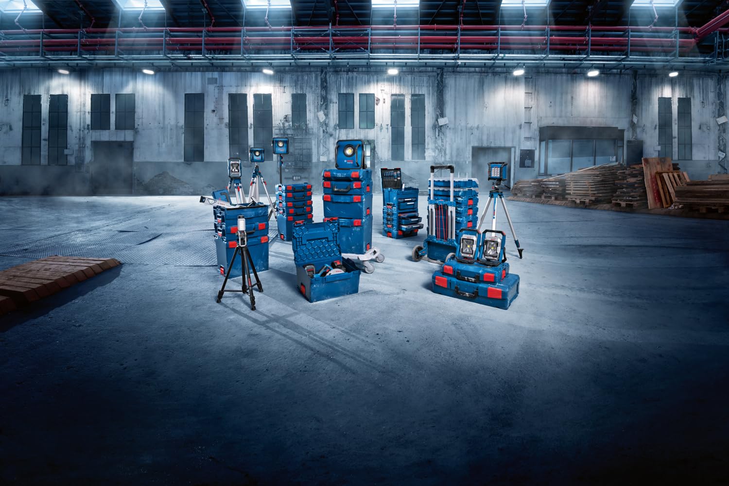 Bosch L-BOXX 136 Professional Carrying Case System, Easy Click Mechanism, Robust ABS Build, 360x444x151mm Outer & 302x386x114mm Inner Dimensions, 6 Months Warranty