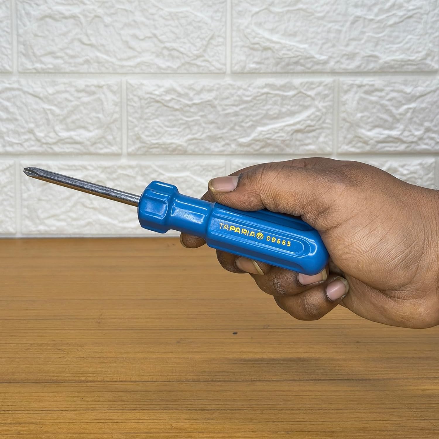 TAPARIA OB 665 Screw Driver – Blue And Silver, 1 Piece, 65 Mm
