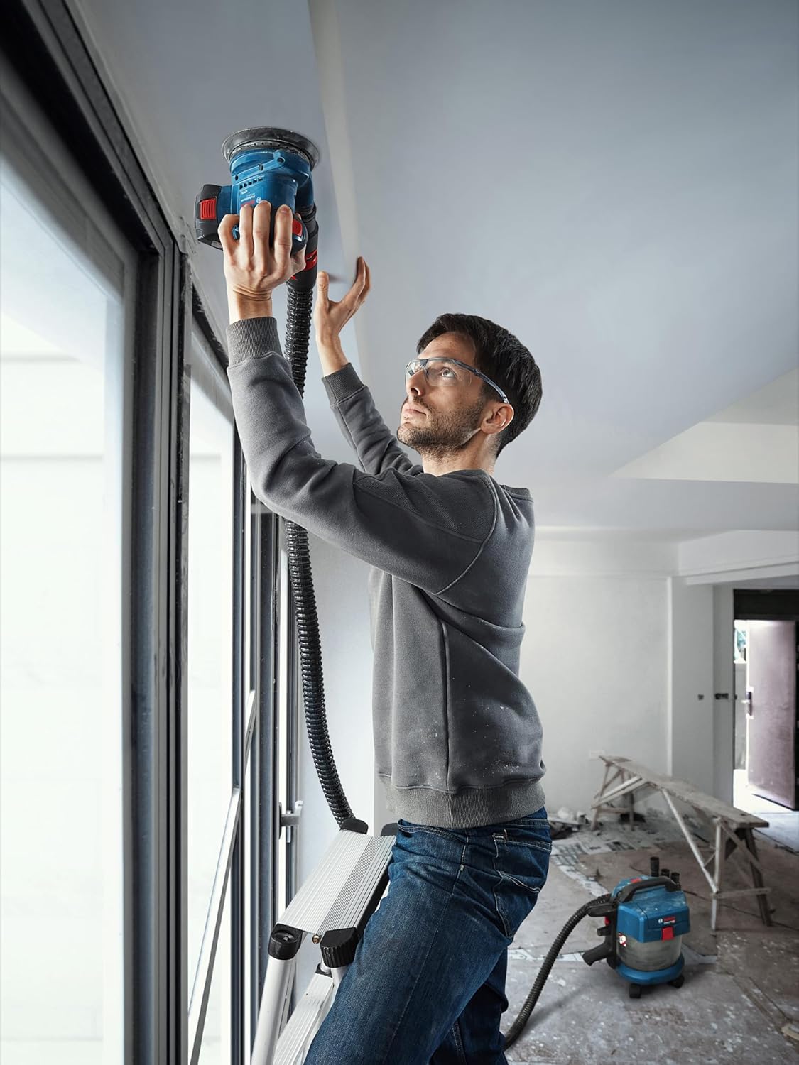 BOSCH GEX 185-LI PROFESSIONAL Cordless Random Orbit Sander with Dust Bag 18.0 V (Solo)