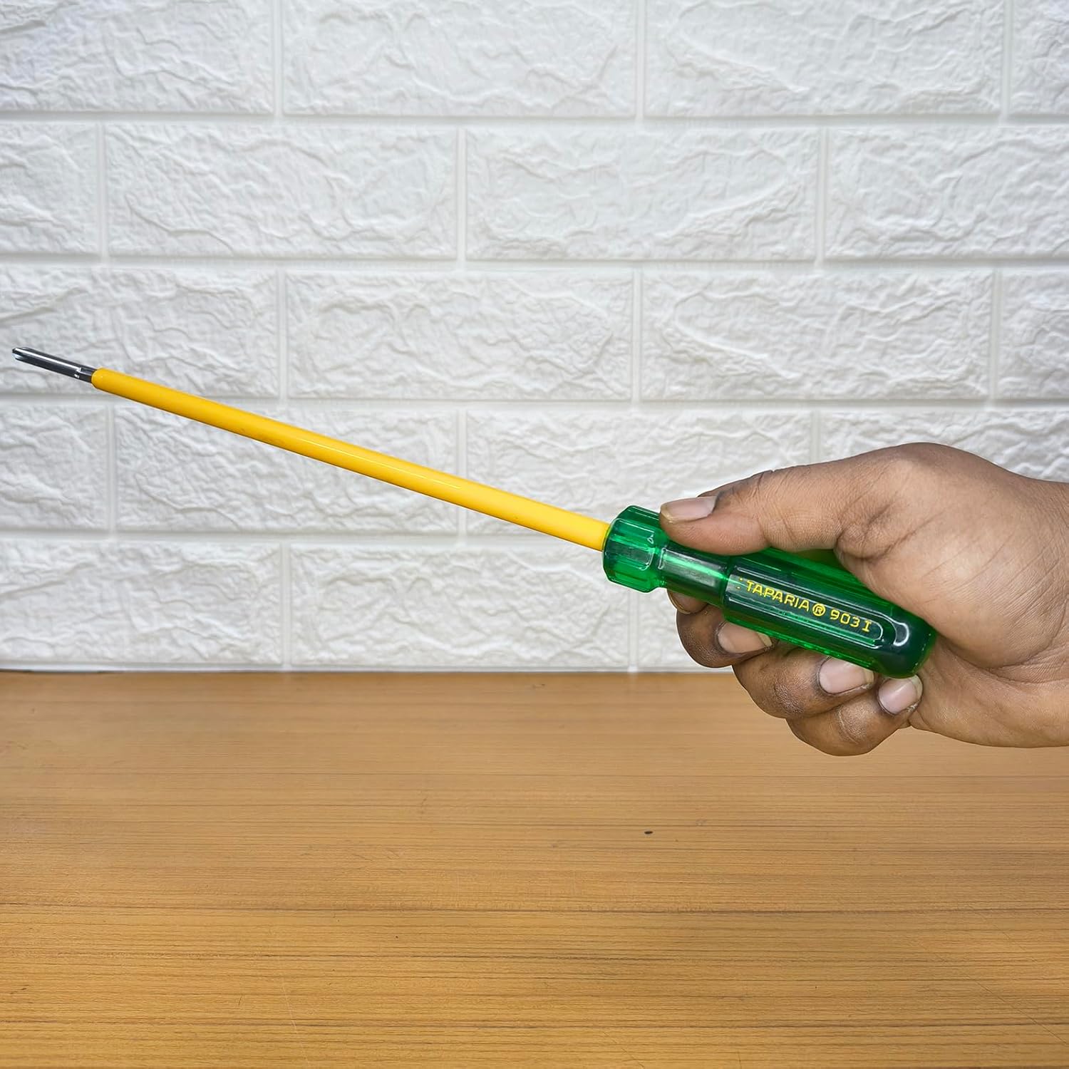 Taparia 903 I Steel Two in One Screw Driver (Green and Yellow), 1 pc