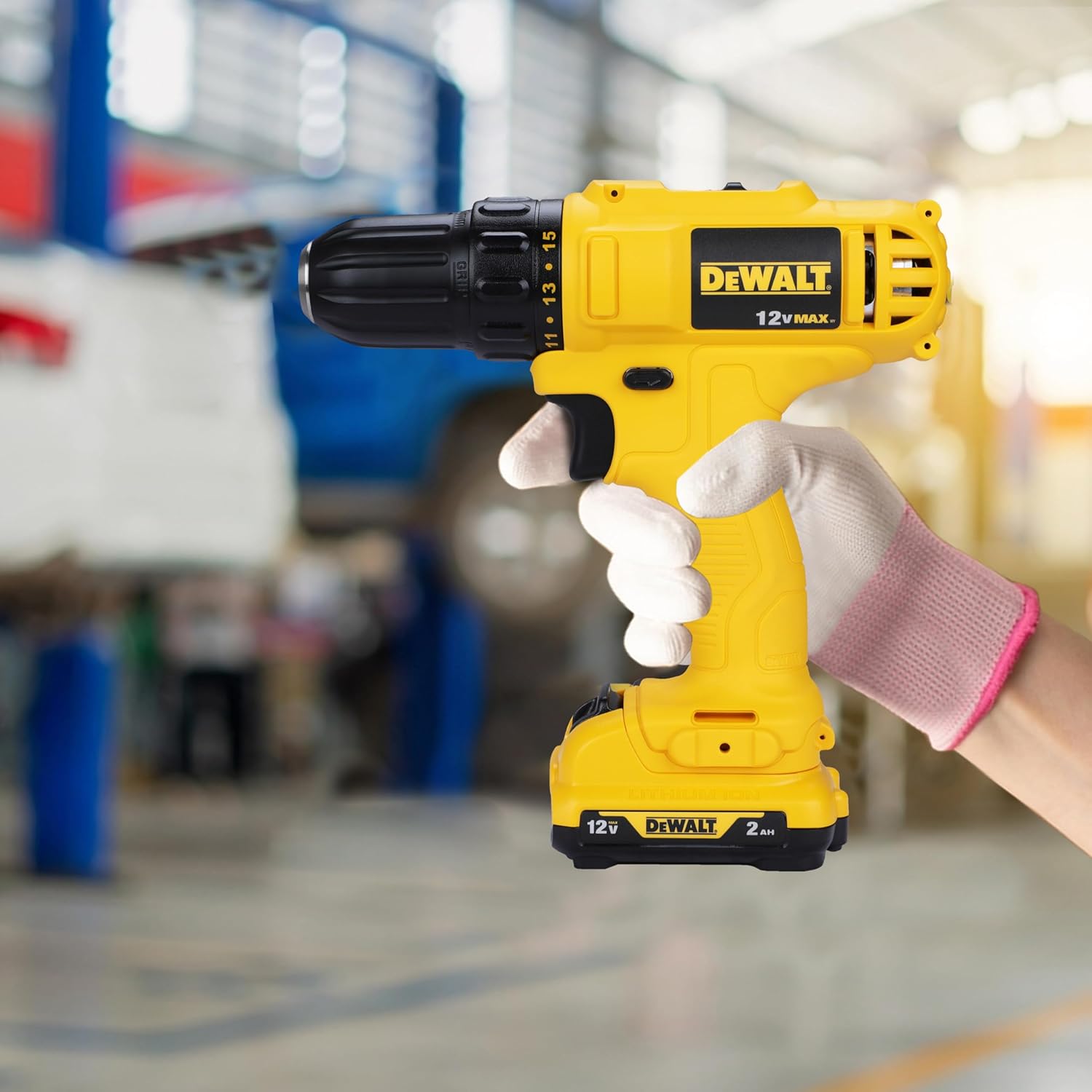 DEWALT DCD700D2-B1 12V, 10mm XR Li ion Cordless Drill Driver with 2×2.0 Ah Batteries included