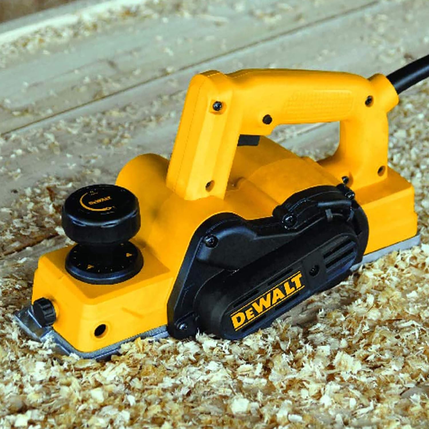 DEWALT D26676-IN 550 Watt 82mm width Portable Planer