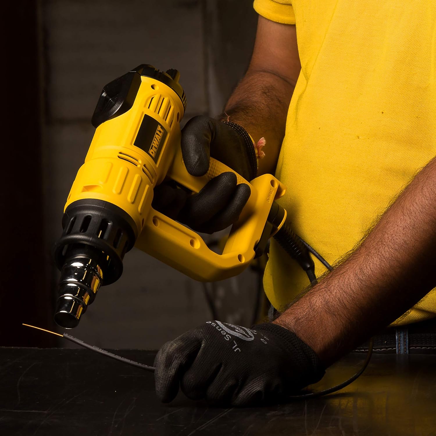 DEWALT D26414-B1 2000W Digital LCD Display Heatgun