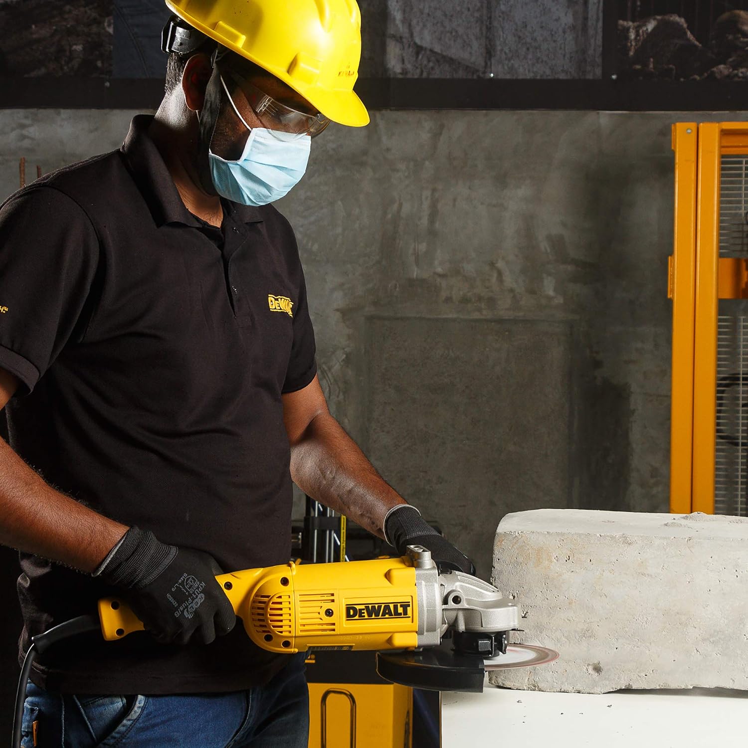 DEWALT DWE496-IN 2600W 230mm Heavy Duty Large Angle Grinder