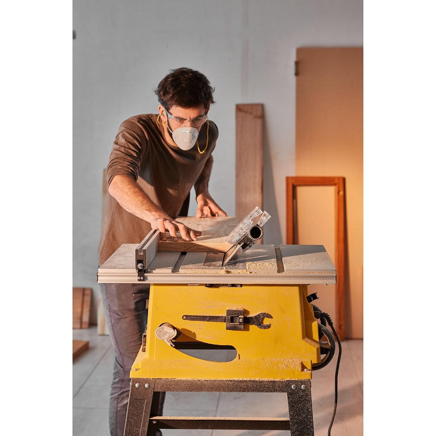 STANLEY SST2001-IN 2000W 254mm Table Saw With Frame, 4900 RPM, For Heavy-Duty Applications & Cutting Plywood, Compatible with 10” Cutting Blades, 1 Year Warranty, Yellow and Black