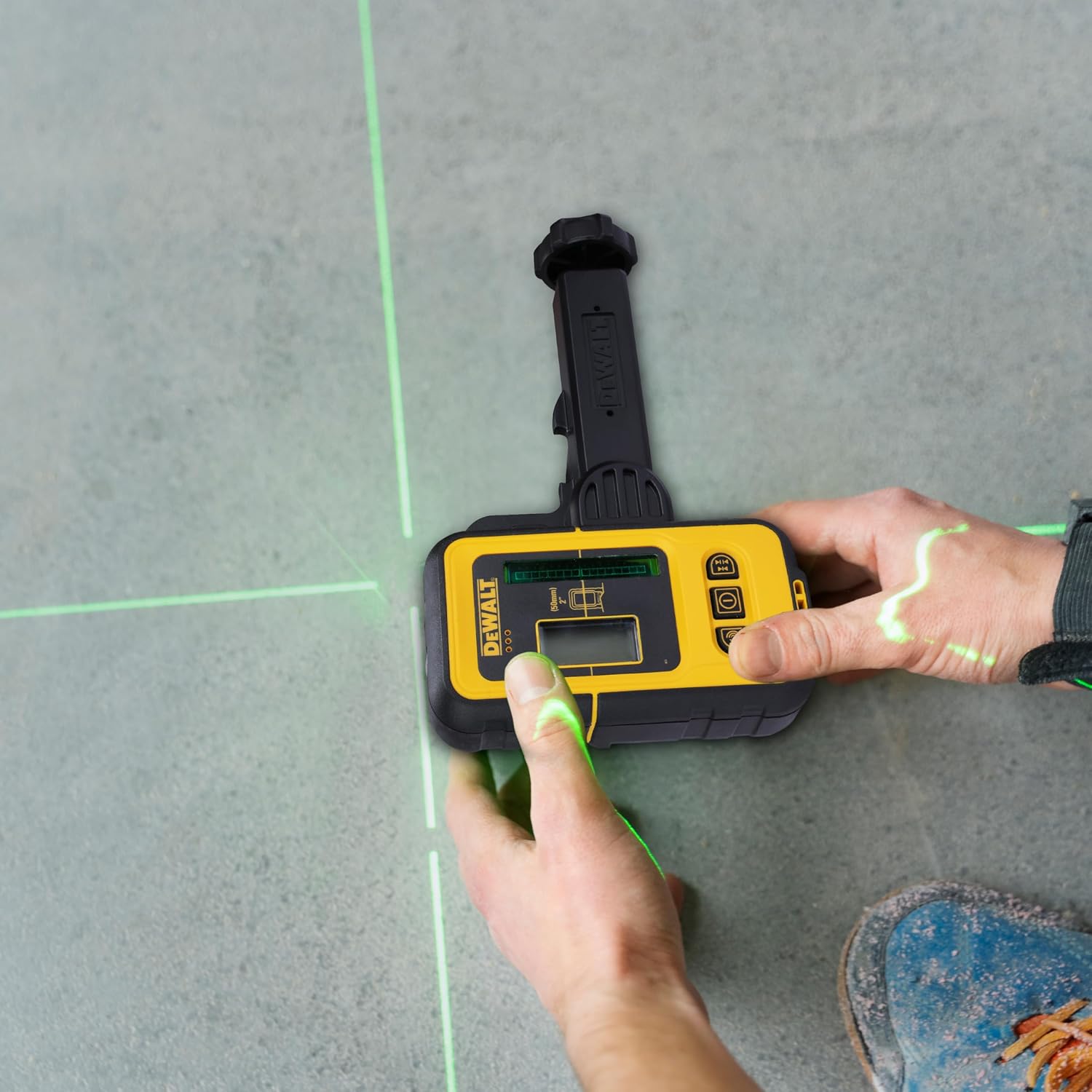 DEWALT DE0892G-XJ Laser Detector (Green)