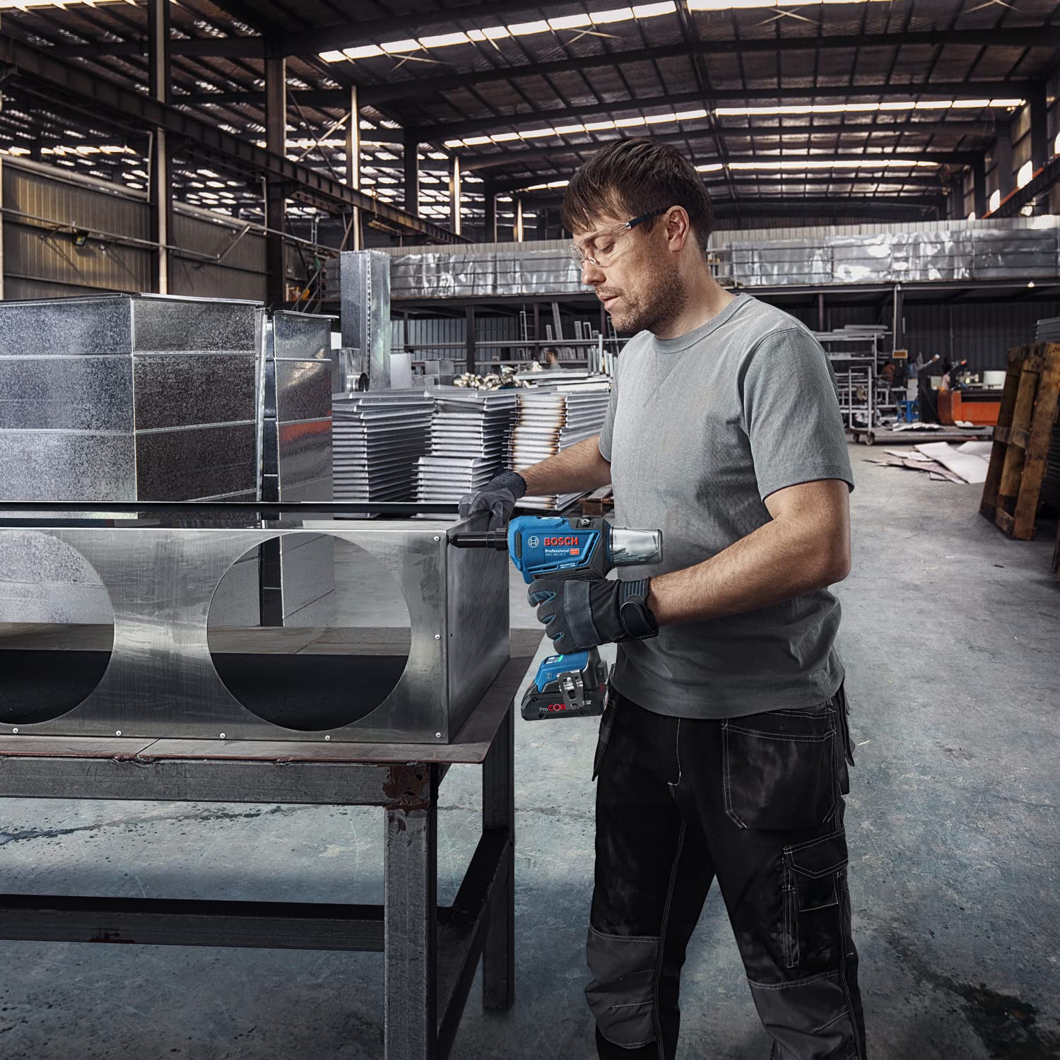 Bosch GRG 18V-16 C Cordless Rivet Gun