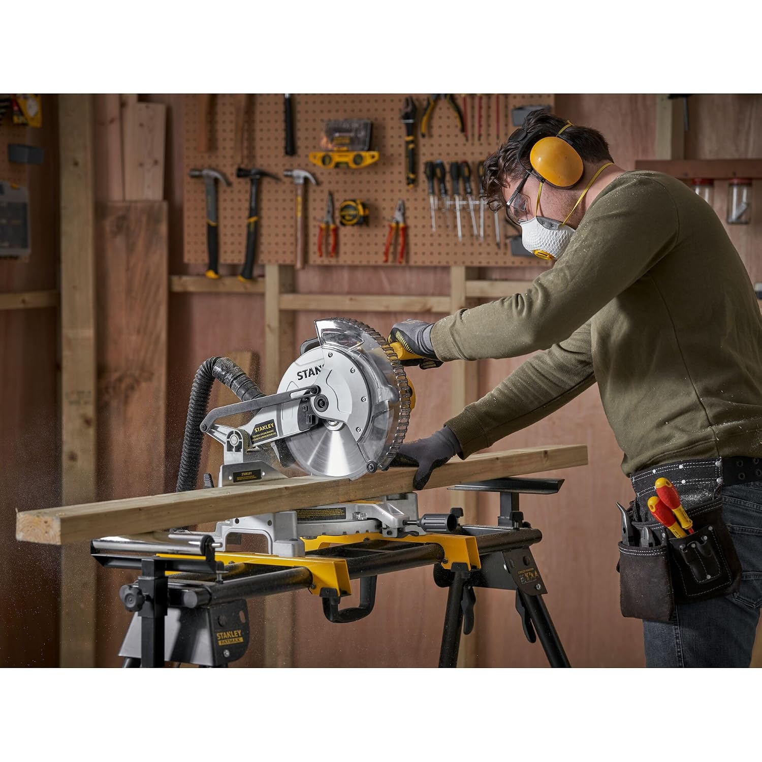 STANLEY SM16-IN 1650W 10 Compound Mitre Saw, 4800 RPM, Compact Size and Lightweight 254mm Blade Diameter+ 1 Year Warranty, (Yellow and Black)