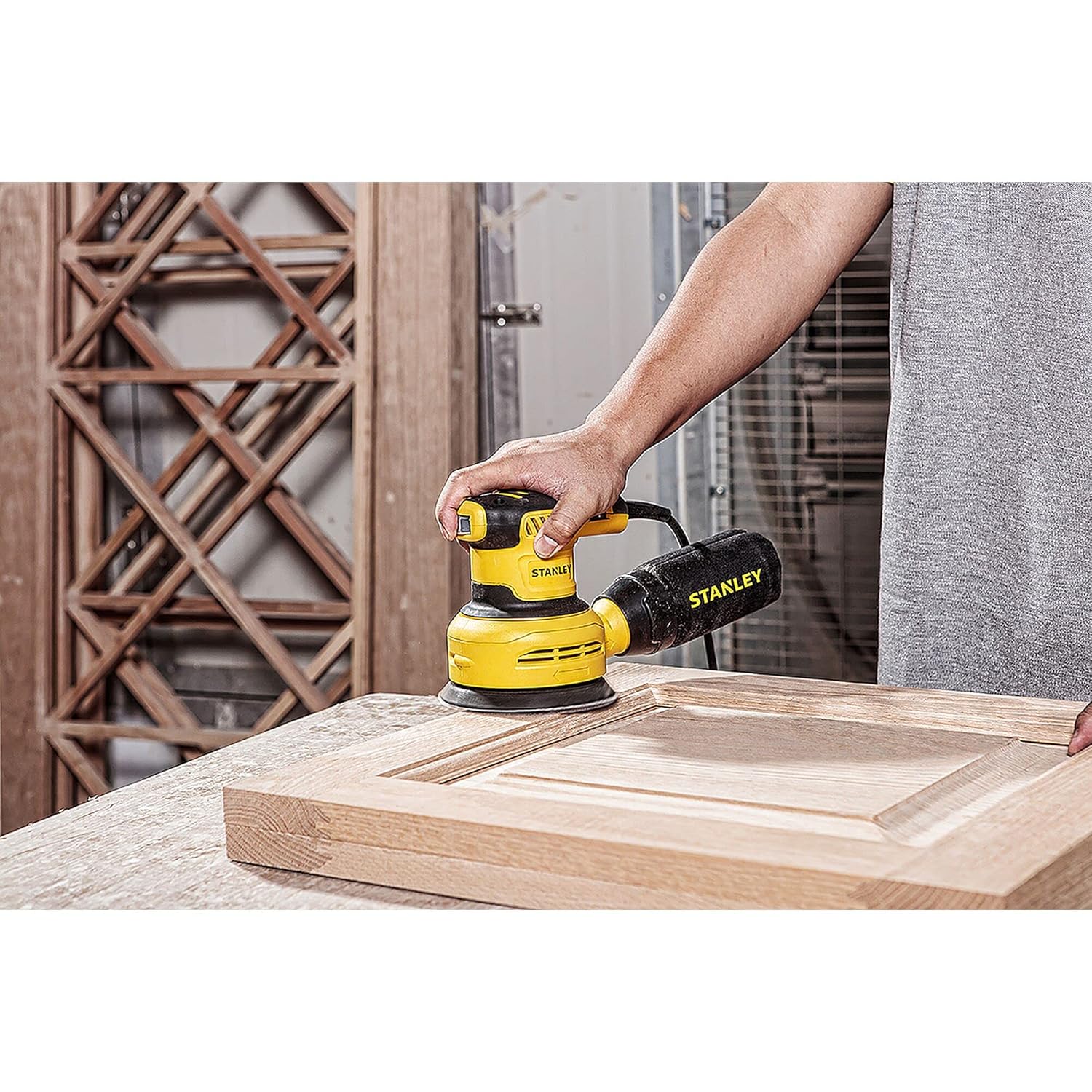 STANLEY SS28 280W 13rd Sheet Sander
