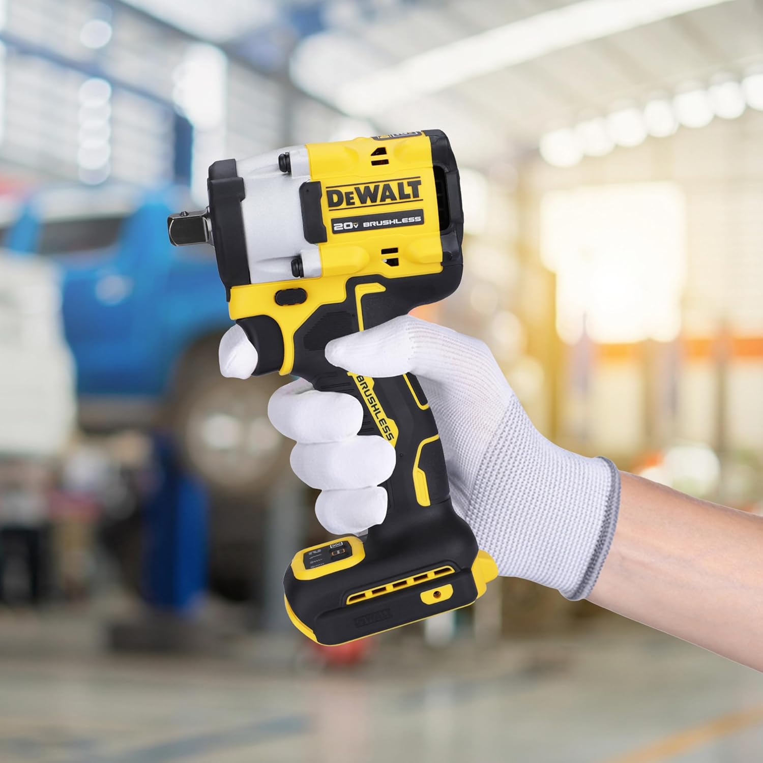 DEWALT DCF922N-B1 12” 20V Max Li-ion Reversible Cordless Brushless Compact Impact Wrench,610 Nm Torque with LED Ring Lighting