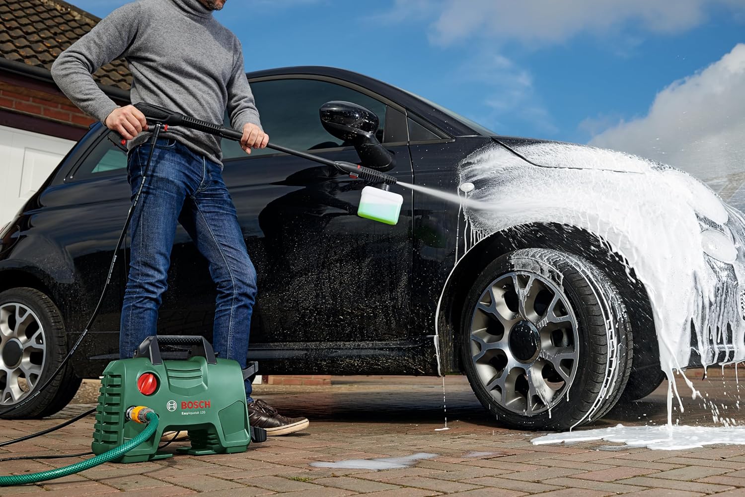 BOSCH Easy Aquatak 120 High Pressure Washer |1500-wt Motor | Max Pressure 120 Bar | Variable fan jet nozzle | Bosch Gun