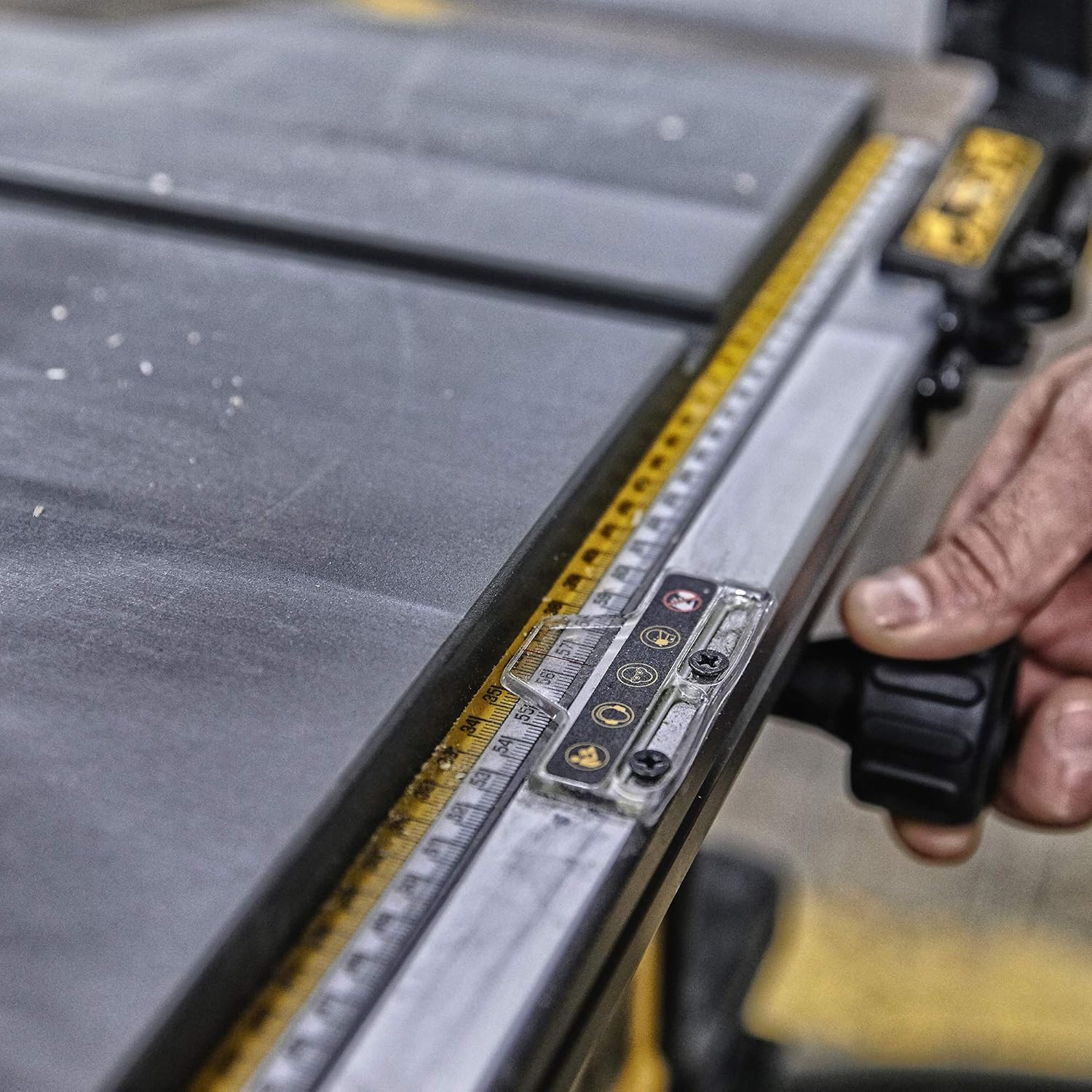 DEWALT DWE7492-IN 2000W Portable CORDED Table Saw (TABLE SIZE 68×65 cm), Cast Table Top Design, 82.5 cm of Rip Capacity, 2 Years Warranty, 250mm(10) Blade Diameter,4800 RPM