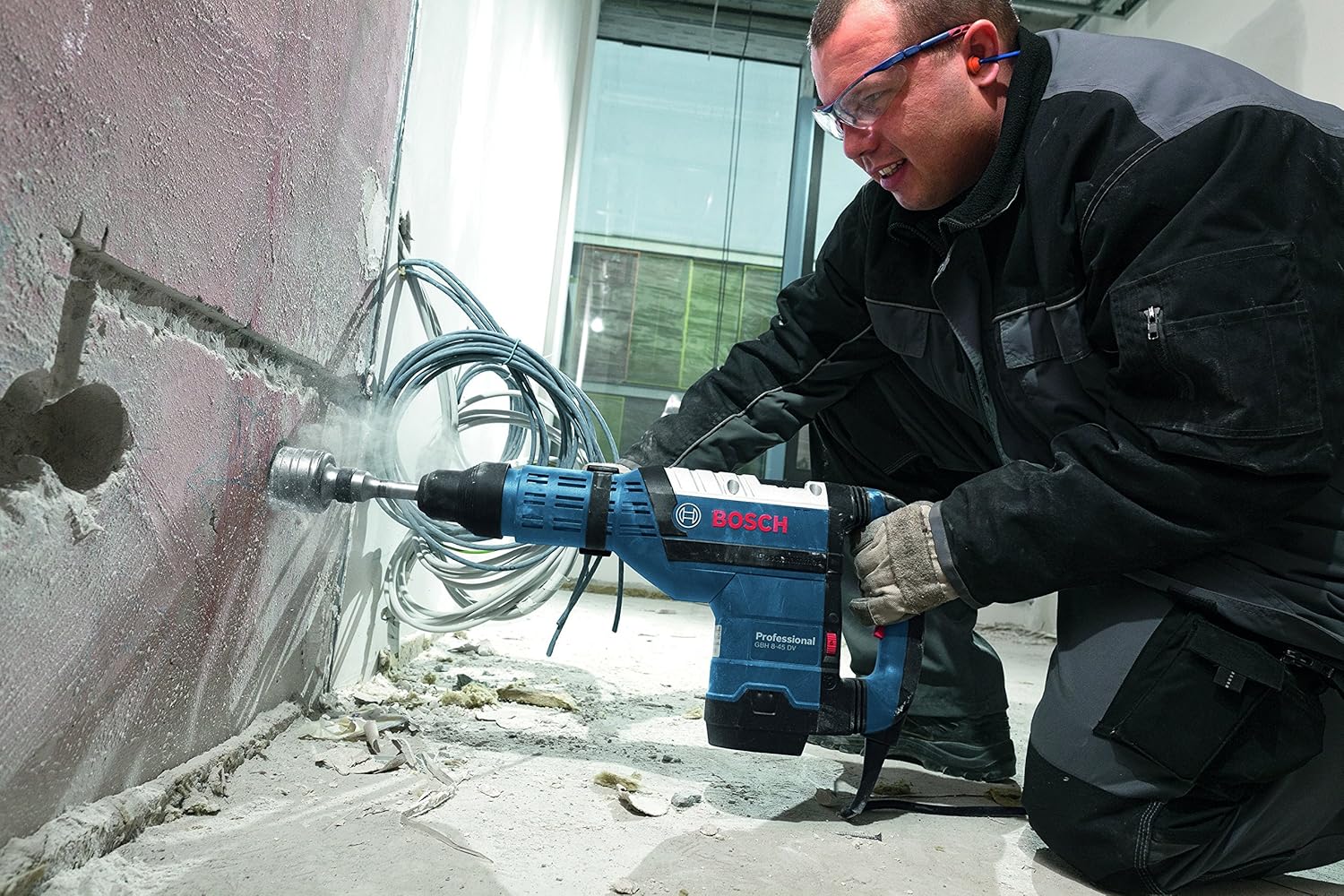 BOSCH GBH 8-45 DV Corded Electric Rotary Hammer with SDS Max | 1500 W, Turbo Power Function | Rated Speed 0-305 RPM | Impact Rate 1380 – 2760 BPM, Energy 12.5 J| Speed Selection | 1 Yr Warranty