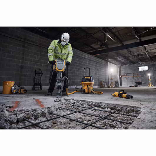 DEWALT 1800W 18kg 28mm Hex Demolition Hammer D25966-QS