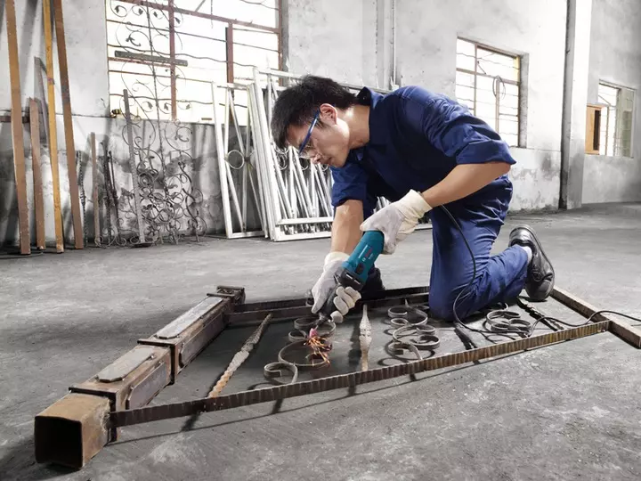 Bosch GGS 3000L Professional Straight Grinder