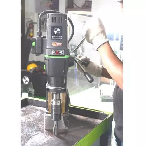 Eibenstock 1800 W 100 mm Magnetic Core Drill Machine, KDS100-Swivel