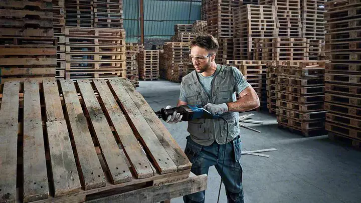 Bosch 06016B10K0 Gsa 120 Ac/Dc Professional Sabre Saw