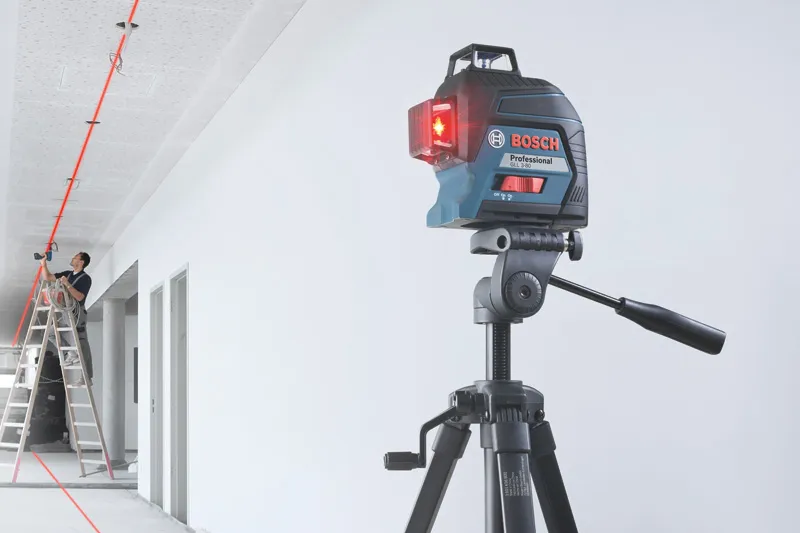 Bosch GLL 3-80 Professional Line Laser Level, 3 x 360° Red Laser Lines, 30m Range
