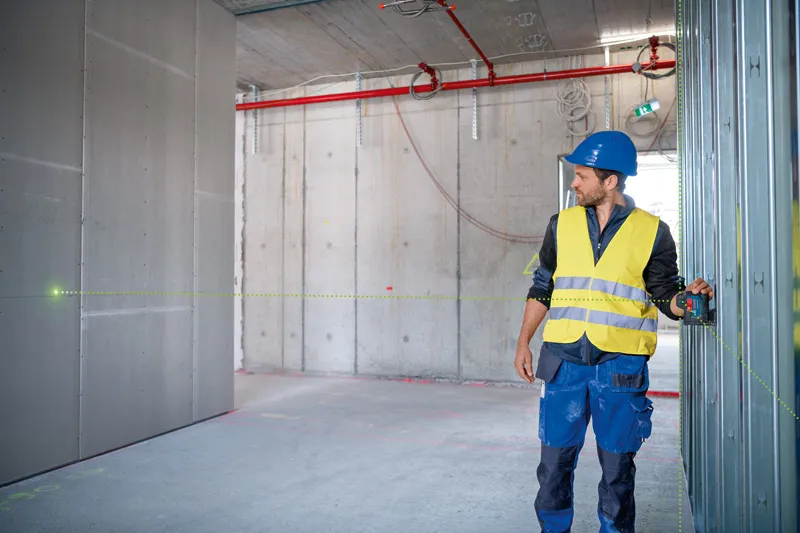 BOSCH GPL 5 G Professional 5-Point Laser Level with Highly Visible Green Laser Points
