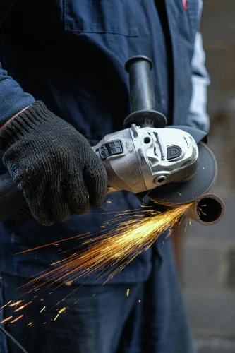 Bosch 06019H90K0 Small Angle Grinder, 750 Watt
